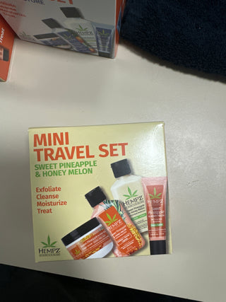 Hempz Sweet Pineapple & Honey Melon Mini Travel Set