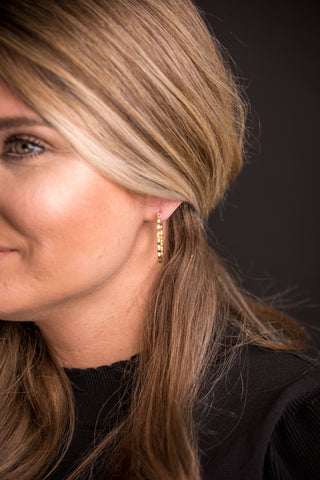 1.25" Gold Matte Scalloped Hoop Earring