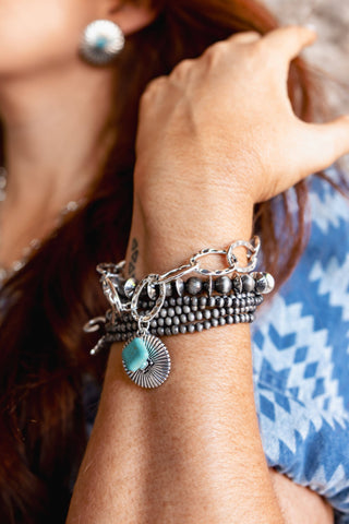7" Chunky Chain Bracelet w/ Concho Charm