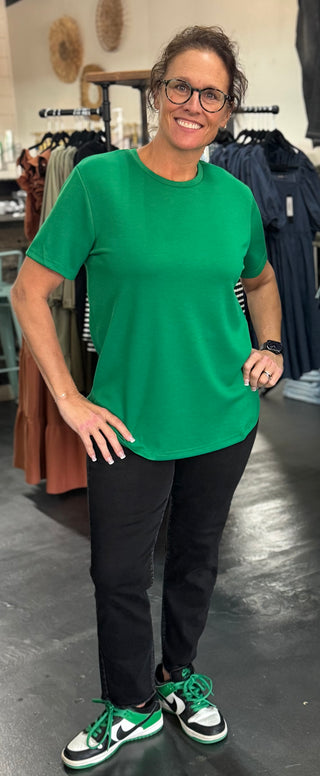 Kelly Green Cloud Basic Tee