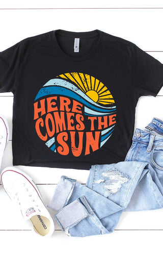 Here Comes The Sun Cropped Graphic Tee